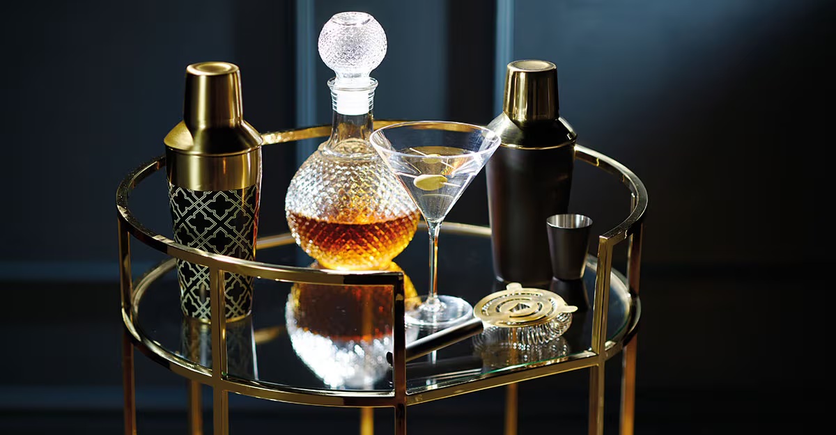 Home bar glasses