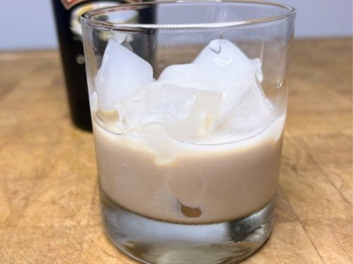 Baileys on the Rocks Baileys on the Rocks
